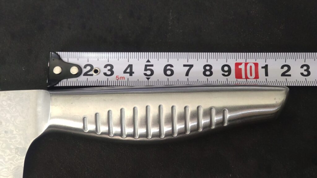 ダマスカスの三徳包丁は大物用に最適