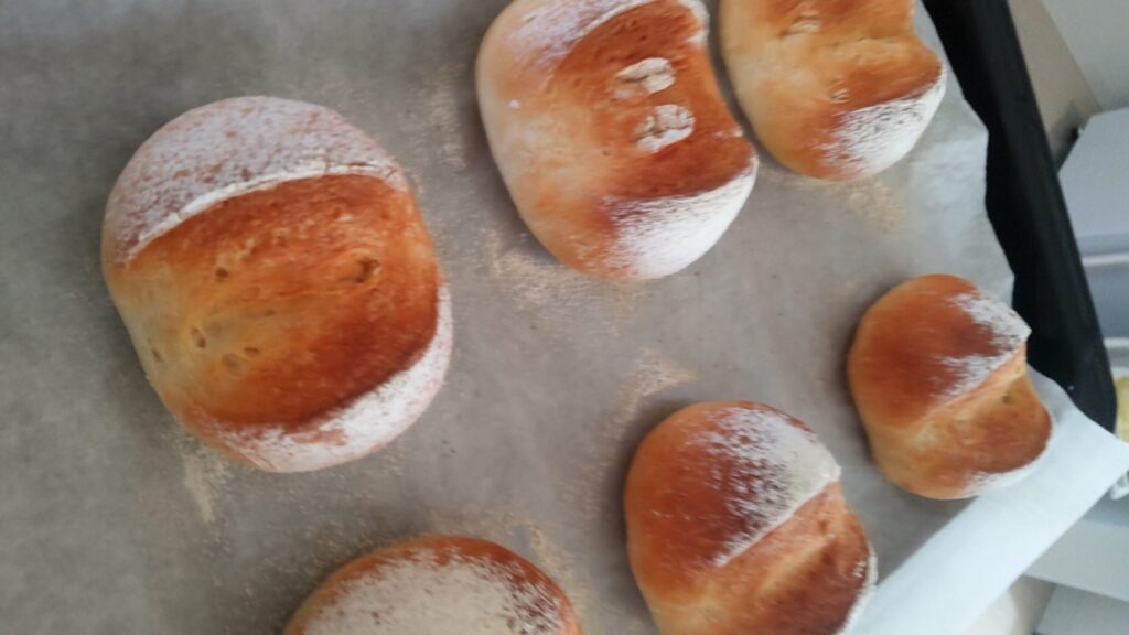 パン作りにはどっちが良いか加熱構造で比較